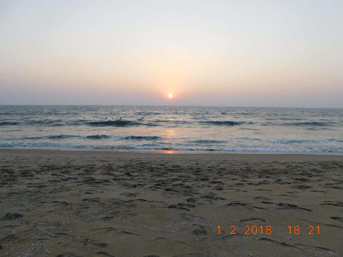 Sunset Beach Villa Cherai Kochi ภายนอก รูปภาพ