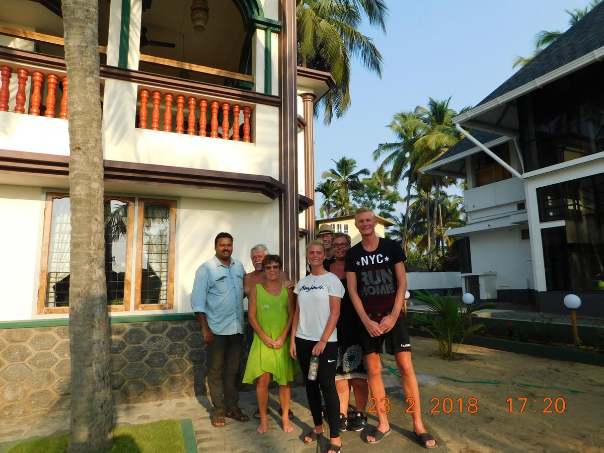Sunset Beach Villa Cherai Kochi ภายนอก รูปภาพ