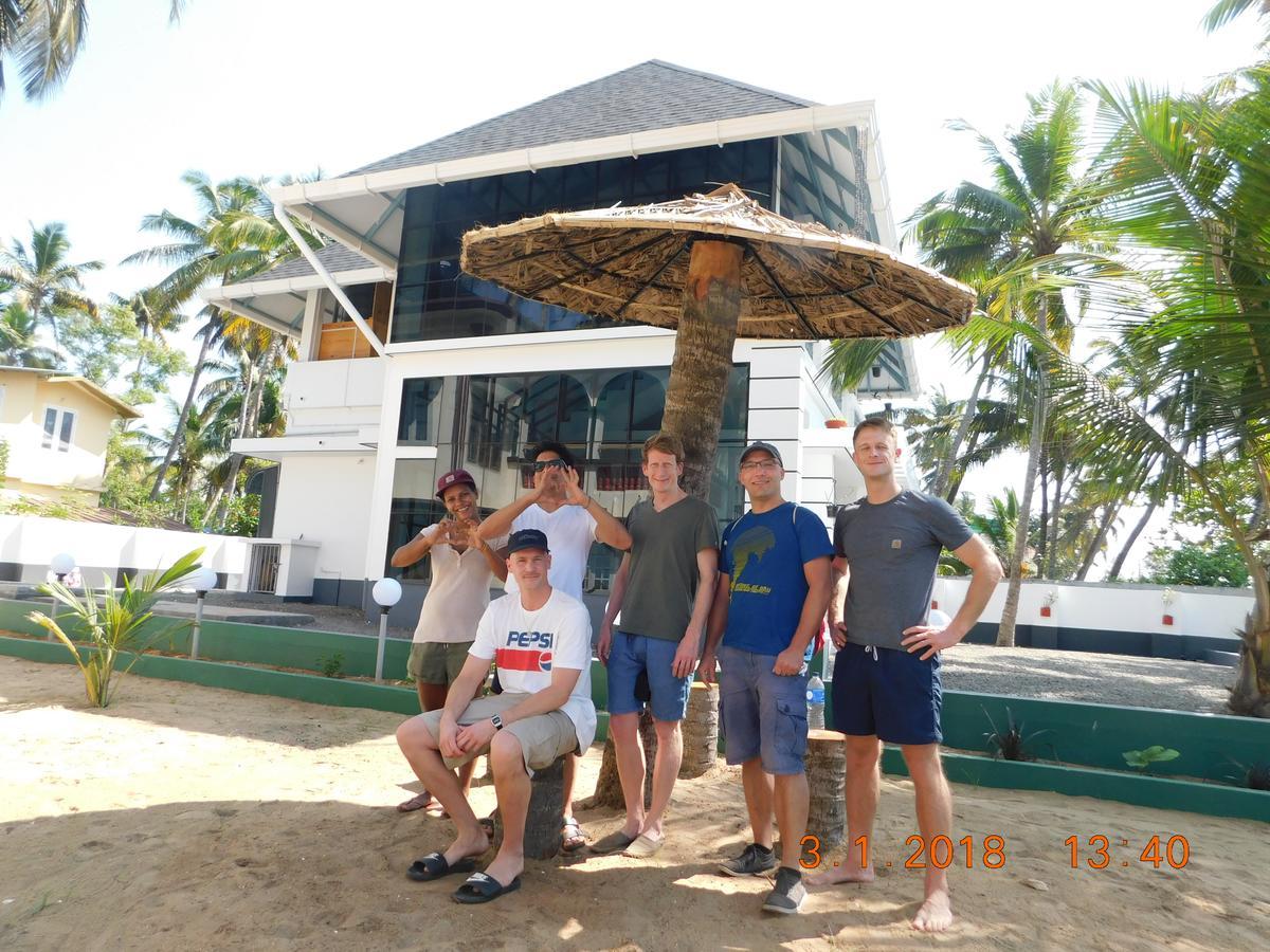 Sunset Beach Villa Cherai Kochi ภายนอก รูปภาพ