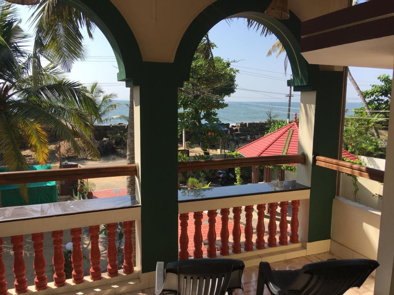 Sunset Beach Villa Cherai Kochi ภายนอก รูปภาพ